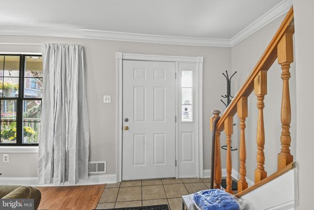 7 BEVERLY CT, Robbinsville, NJ 08691