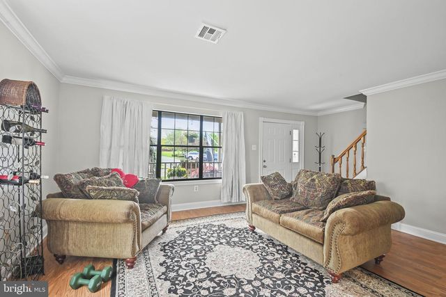 7 BEVERLY CT, Robbinsville, NJ 08691