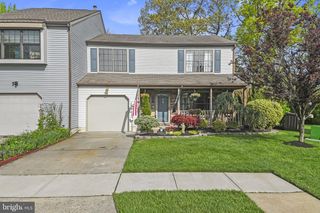 7 BEVERLY CT, Robbinsville, NJ 08691