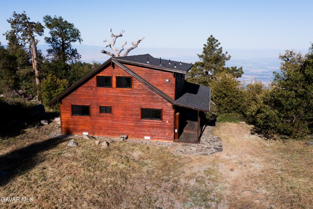 27001 Medicine Bow Court, Tehachapi, CA 93561