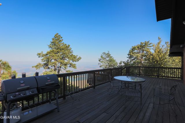 27001 Medicine Bow Court, Tehachapi, CA 93561