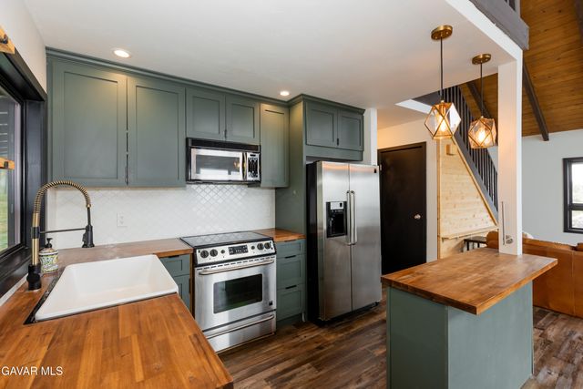 27001 Medicine Bow Court, Tehachapi, CA 93561