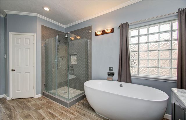 1230 Blue Leaf Drive, Richmond, TX 77469