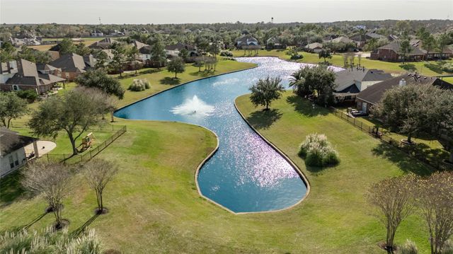 1230 Blue Leaf Drive, Richmond, TX 77469