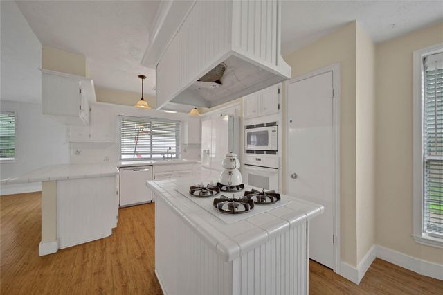 626 Park Knoll Lane, Katy, TX 77450
