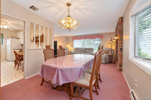 355 W Islip Boulevard, West Islip, NY 11795