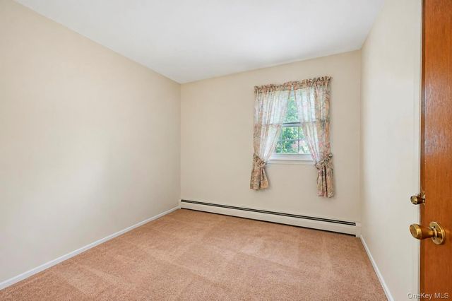355 W Islip Boulevard, West Islip, NY 11795
