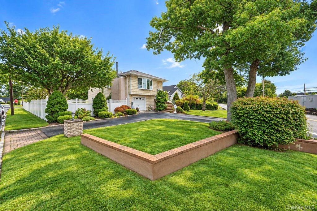 355 W Islip Boulevard, West Islip, NY 11795 — photo 4
