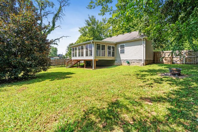 4004 Cumberland Ave, Old Hickory, TN 37138