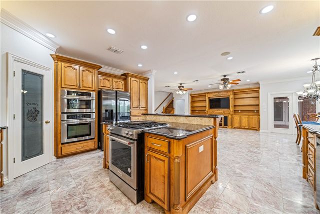 5910 Oso Pkwy, Corpus Christi, TX 78414