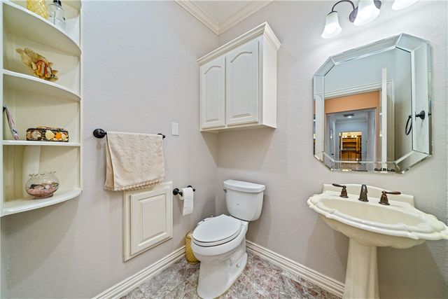 5910 Oso Pkwy, Corpus Christi, TX 78414