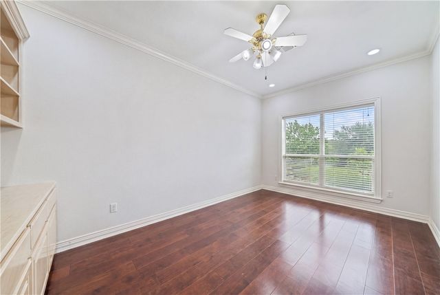5910 Oso Pkwy, Corpus Christi, TX 78414