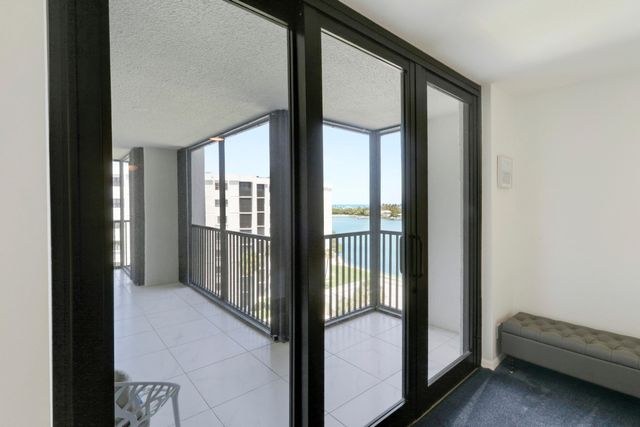 19800 Sandpointe Bay Drive 708, Tequesta, FL 33469