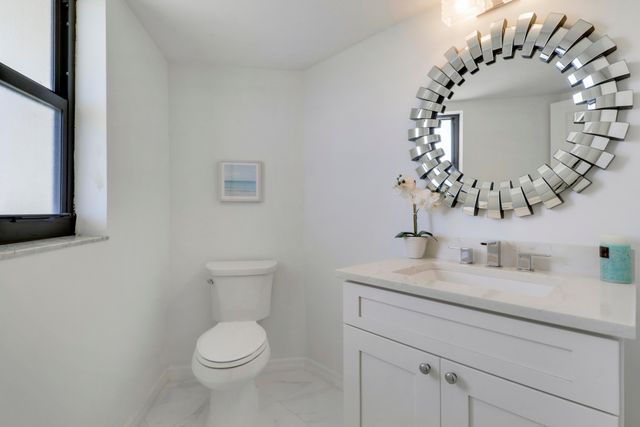 19800 Sandpointe Bay Drive 708, Tequesta, FL 33469