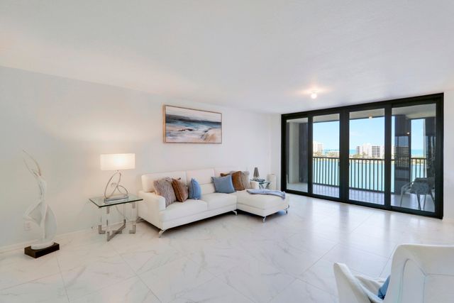 19800 Sandpointe Bay Drive 708, Tequesta, FL 33469