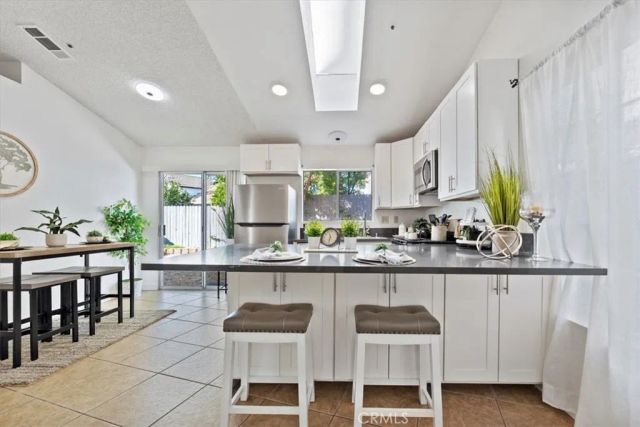 13966 Green Vista, Fontana, CA 92337