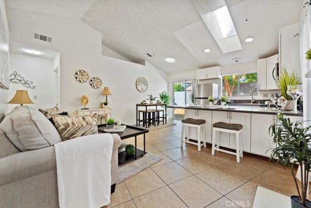 13966 Green Vista, Fontana, CA 92337