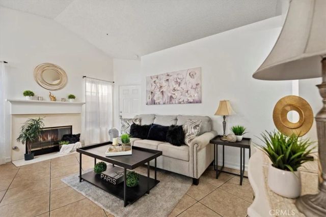 13966 Green Vista, Fontana, CA 92337