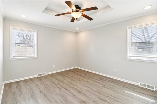 809 Mulberry Street, Lee's Summit, MO 64086