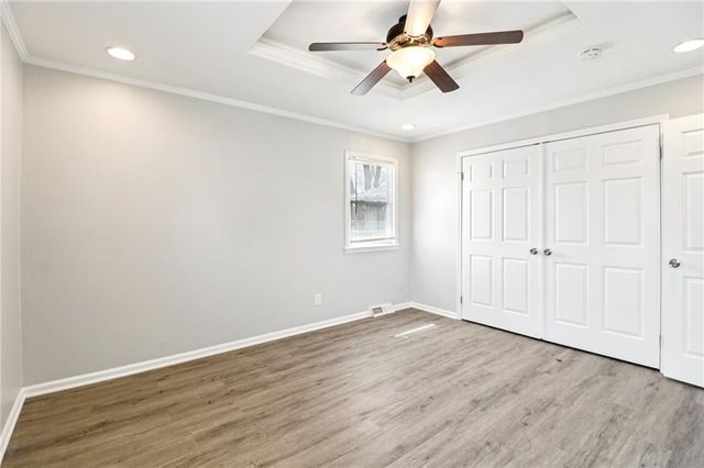 809 Mulberry Street, Lee's Summit, MO 64086