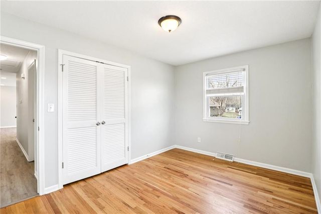 809 Mulberry Street, Lee's Summit, MO 64086