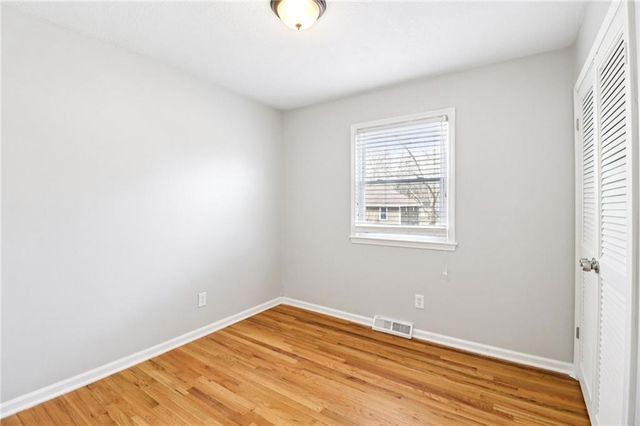 809 Mulberry Street, Lee's Summit, MO 64086