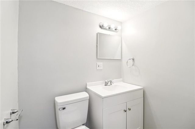 809 Mulberry Street, Lee's Summit, MO 64086