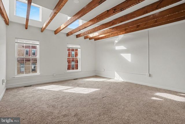 34 W MAIN ST, Mechanicsburg, PA 17055