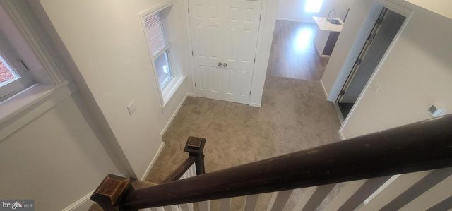 34 W MAIN ST, Mechanicsburg, PA 17055