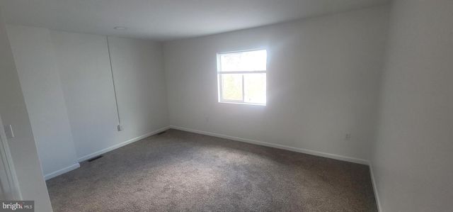 34 W MAIN ST, Mechanicsburg, PA 17055