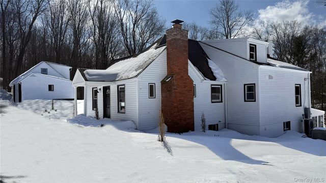 65 Hickory Lane, Bedford, NY 10506