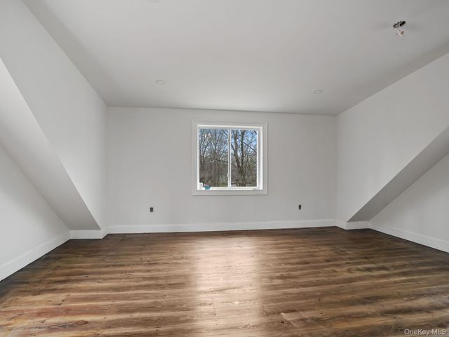 65 Hickory Lane, Bedford, NY 10506