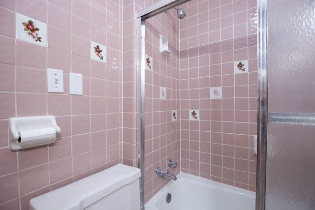 2825 W SHAKESPEARE Avenue 1, Chicago, IL 60647