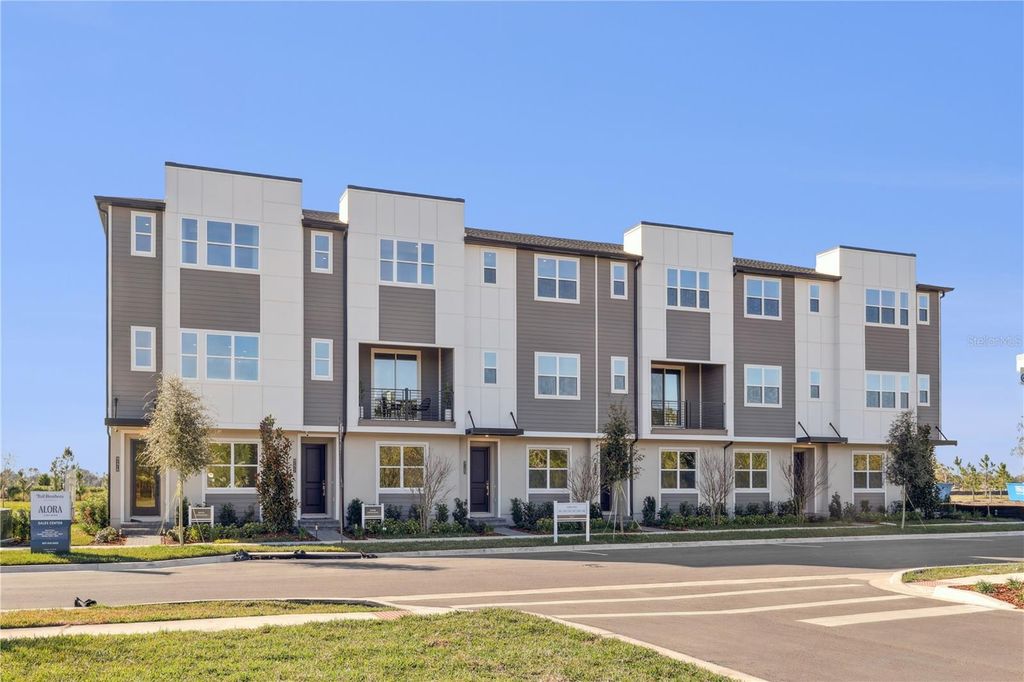 9160 SINATRA LANE, Orlando, FL 32827