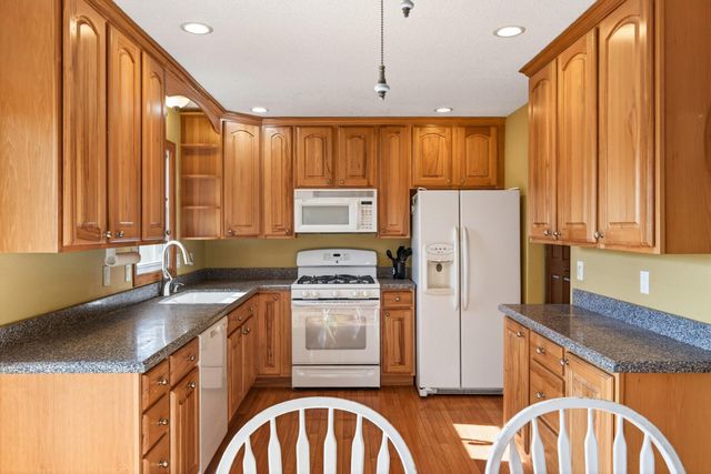9980 Orleans Lane N, Maple Grove, MN 55369