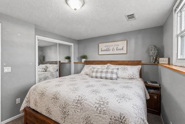 9980 Orleans Lane N, Maple Grove, MN 55369