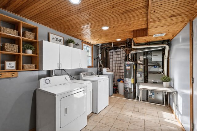 9980 Orleans Lane N, Maple Grove, MN 55369