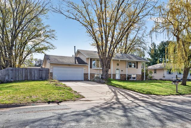 9980 Orleans Lane N, Maple Grove, MN 55369