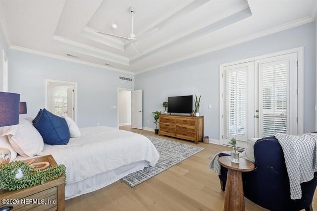 7956 HOLLYRIDGE Road, Jacksonville, FL 32256