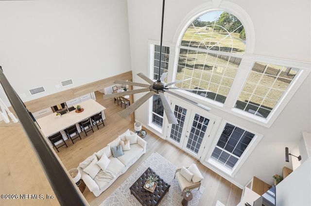 7956 HOLLYRIDGE Road, Jacksonville, FL 32256