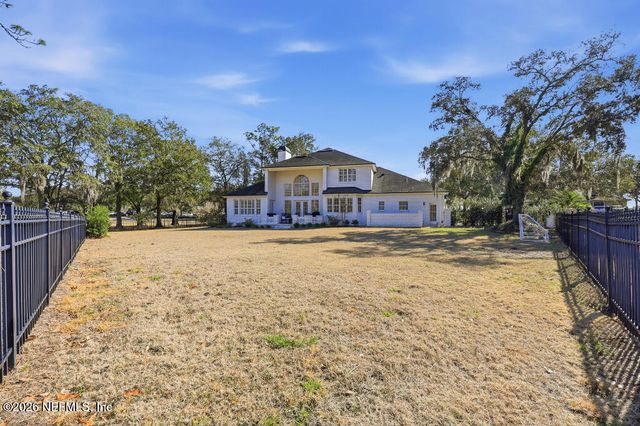 7956 HOLLYRIDGE Road, Jacksonville, FL 32256