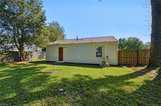 7707 Wickham AVE, Newport News, VA 23605