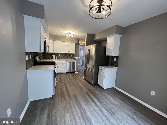 2016 GREENES WAY CIR, Collegeville, PA 19426