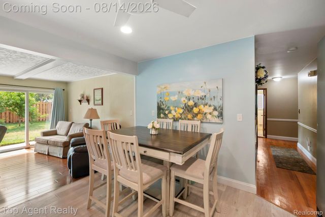 11202 Lorman Drive, Sterling Heights, MI 48312