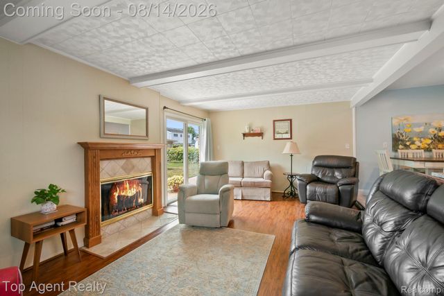 11202 Lorman Drive, Sterling Heights, MI 48312