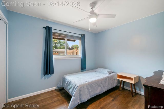 11202 Lorman Drive, Sterling Heights, MI 48312