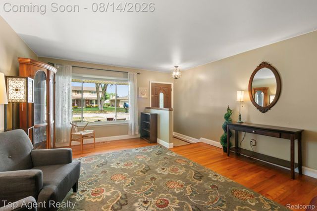 11202 Lorman Drive, Sterling Heights, MI 48312