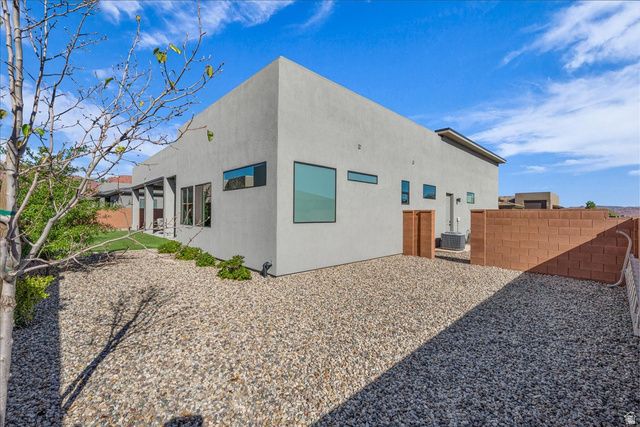 208 S 620 W, Ivins, UT 84738