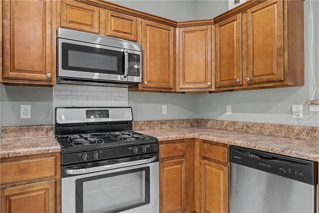 12237 Richardson Road, Farmington, AR 72730