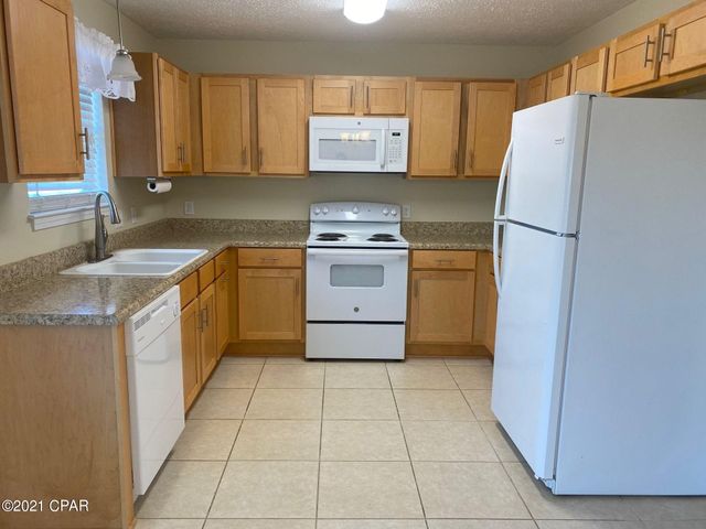 610 E Pine Forest Drive, Lynn Haven, FL 32444